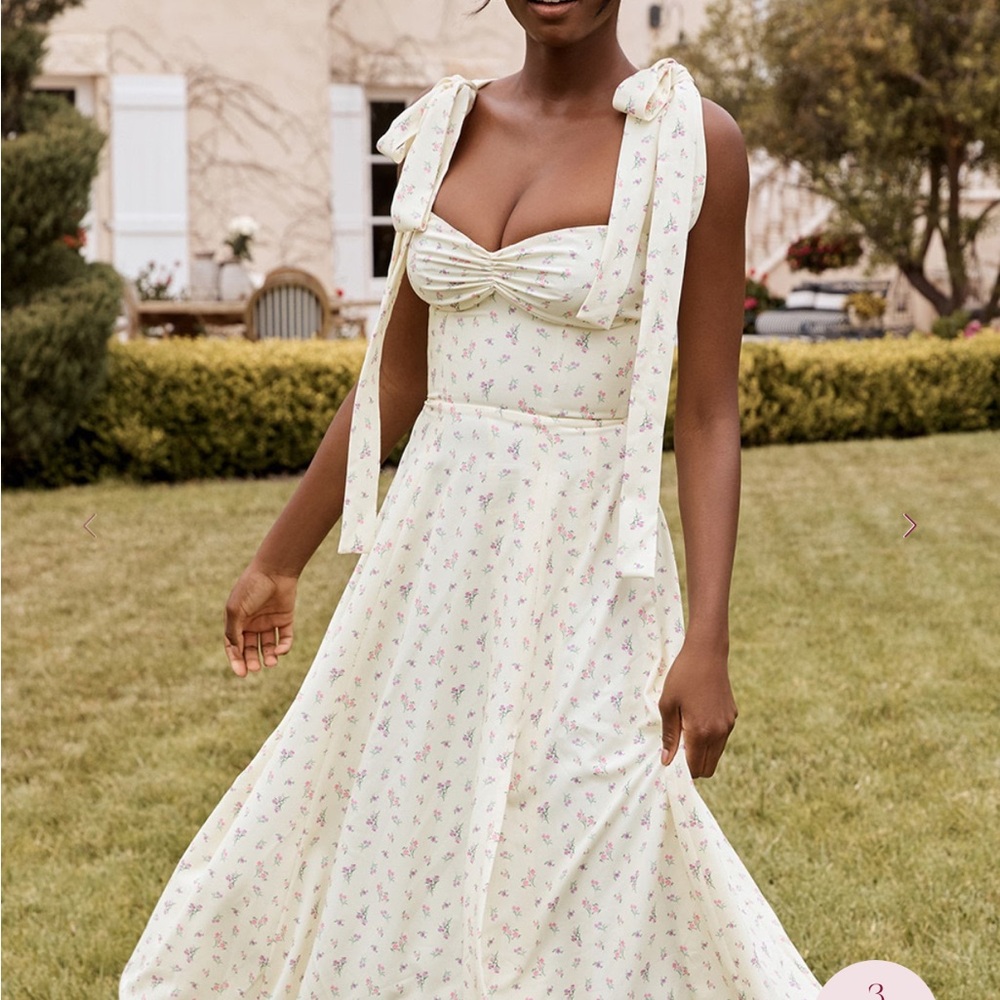 House of CB Alicia dress in yellow floral